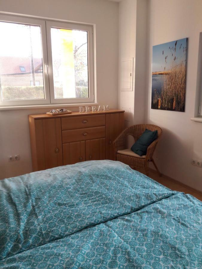 Bungalow at Lake Alte Donau Wina Bagian luar foto